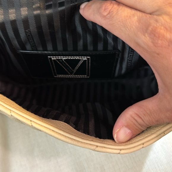NWOT Victoria Secret tan purse - Picture 5 of 9